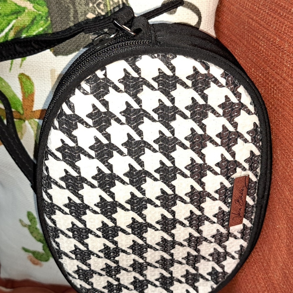 VERA Bradley Crossbody Black and White with Sequin Overlay.  Adjustable Strap - Picture 4 of 13